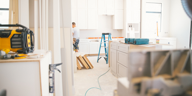 How to Cope with the Stress of Home Remodeling 